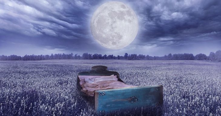 Чому не можна, щоб Місяць світив на людину