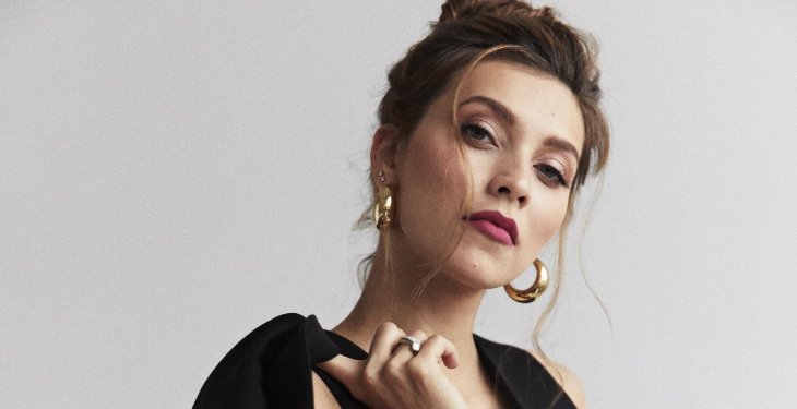 Снова за свое: Телеведущая Регина Тодоренко подверглась жесткой критике подписчиков