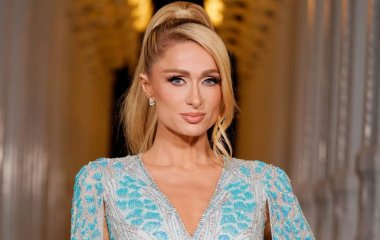 Пэрис Хилтон во дворе своего особняка отпраздновала первый день рождения сына