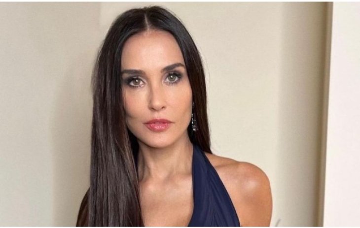 60-летняя Деми Мур в бикини ошеломила стройной и подтянутой фигурой