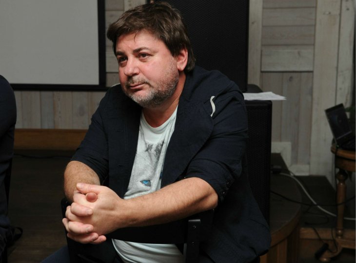Александр Цекало изменяет жене