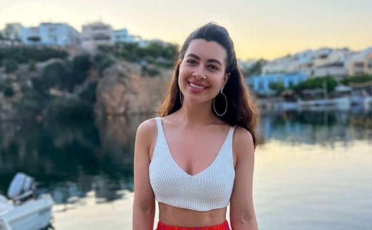 Рамина Эсхакзай рассекретила свой вес после похудения и похвасталась стройной фигурой в купальнике