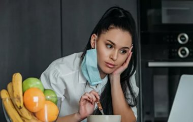 Їмо, але не товстішаємо: названі найкорисніші страви для офісних працівників