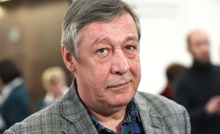 Адвокат Михаила Ефремова рассказал, как актер переносит домашний арест