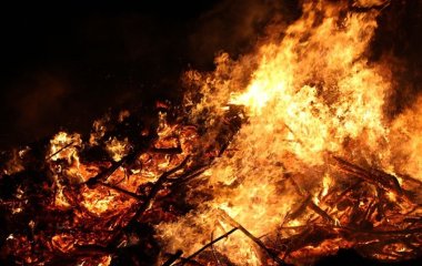 Чоловік підпалив кафе через майонез: що сталося