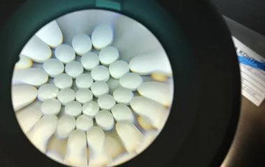 Вчені назвали непотрібні для лікування коронавірусу препарати