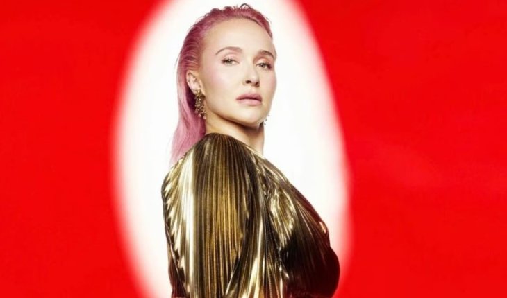 Бывшая невеста Владимира Кличко снялась в стильной фотосессии и рассказала о помощи Украине