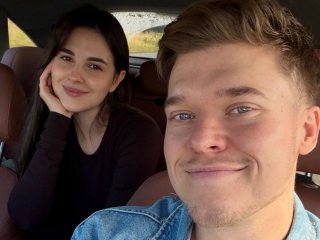 Відомий український співак зі сльозами вивіз дружину й дітей з Києва і розчулив їхнім прощанням