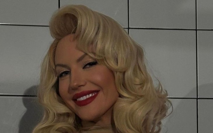 Леся Никитюк в полупрозрачном мини-платье показалась в образе Мэрилин Монро и произвела фурор в Сети