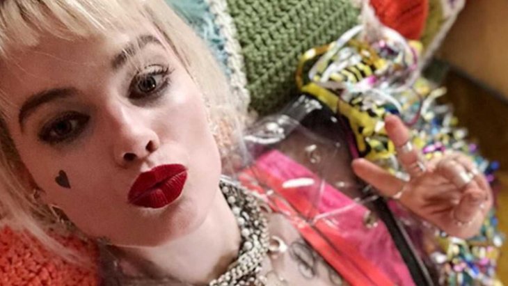 Марго Робби блистала на красной дорожке церемонии «Оскар-2020» в эффектном платье