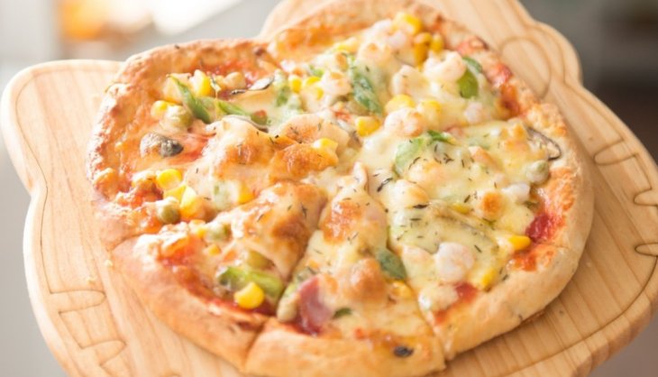 Не рецепт, а бомба: как приготовить пиццу на сковородке за 10 минут