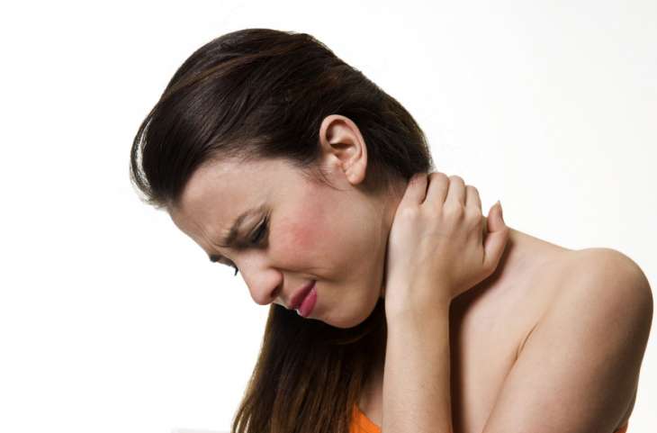 Комплекс эффективных упражнений против боли в шее