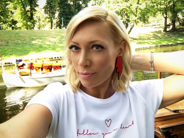Аврора рассказала о перенесенной пневмонии и подозрении на коронавирус