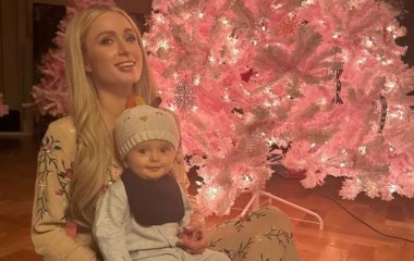 Пэрис Хилтон показала, как отпраздновала рождение дочери от суррогатной матери