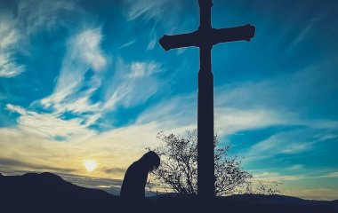 18 лютого — яке церковне свято, якого одягу слід уникати цього дня