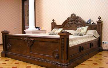 Деревянные кровати: их особенности и преимущества