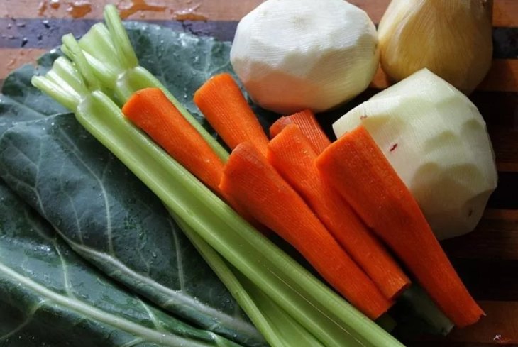 4 продукти, ідеальні для перекушування та підтримки стрункості