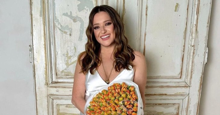 Могилевська несподівано показала п’ятого члена родини й як його зустріли її доньки