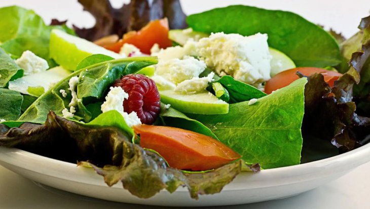 Средиземноморская диета против Альцгеймера: как питание может снизить генетический риск