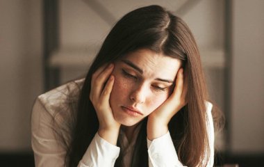 Лікар перерахував способи порятунку від стресу, тривоги та безсоння