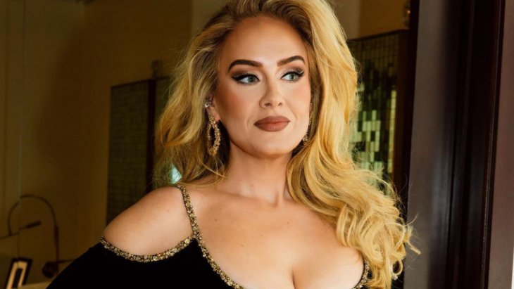 Адель заставила новоиспеченного мужчину подписать брачный контракт