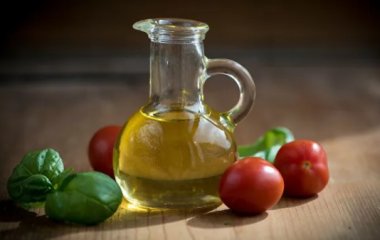 Дієтолог назвала небезпечні для організму продукти