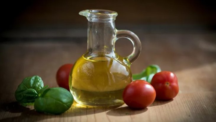 Дієтолог назвала небезпечні для організму продукти