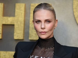 Схудла Шарліз Терон відреагувала на критику зовнішності та поставила на місце гейтерів