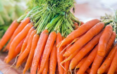 Більше, ніж у моркві: названі корисні продукти, багаті на вітамін A