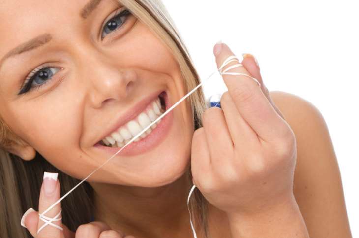 Рекомендации стоматологов: базовые правила ухода за зубами