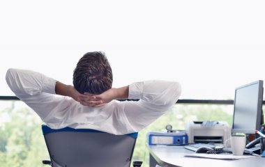 Лікарі назвали способи зберегти психічне здоров'я на роботі