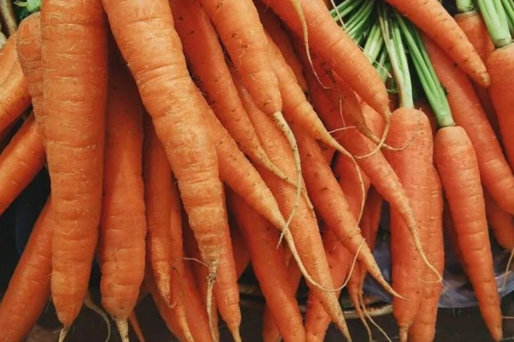 Корисні солодощі: 7 дешевих та смачних продуктів, які швидко знижують рівень цукру в крові