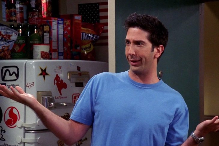 Представитель Швиммера опроверг сообщения СМИ о романе актера с Энистон