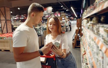 Продукти – лідери харчових отруєнь: перелік та ознаки поганої якості їжі