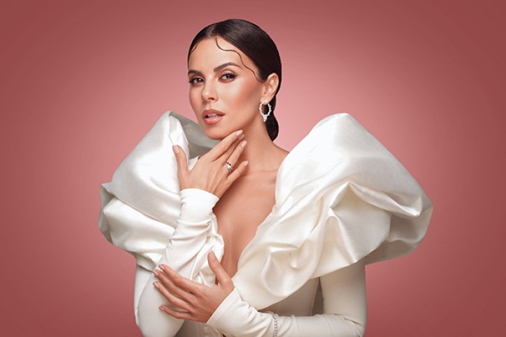 «Моя идеальность в моей неидеальности»: Каменских перестала стесняться фигуры