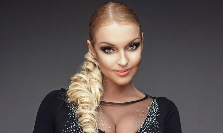 Дочь Анастасии Волочковой рассказала, почему переехала жить к отцу