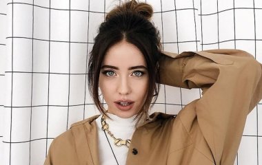 Надя Дорофеева поделилась забавным фото со своим любимым