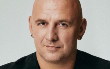 ПОТАП: МОЙ СЫН В ПОДВАЛЕ! НАС УБИВАЮТ! ЛОБОДА, ЛОРАК, ЕЛКА — ВЫ Ж УКРАИНКИ! КИРКОРОВ, БАСТА НУ КАК?