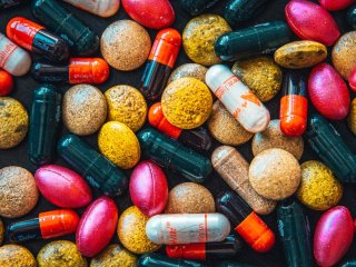 Могут повлечь негативные последствия: какие продукты не стоит есть в больших количествах