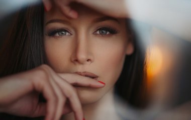 Как понравиться коллеге девушке