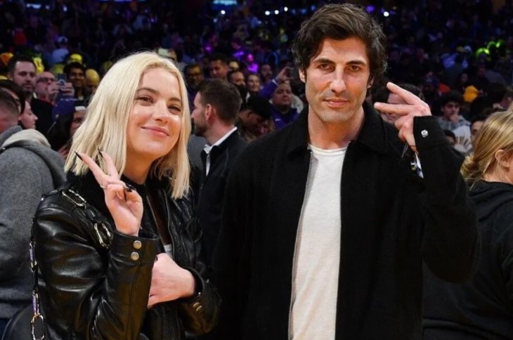 Бывшая девушка Кары Делевинь ждет ребенка с новым бойфрендом 