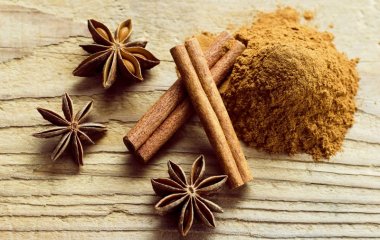Лікарі розповіли як за допомогою кориці знизити цукор у крові