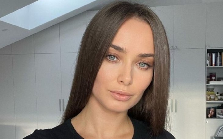 Ксения Мишина со слезами на глазах показала видео с мамой, которая живет в оккупированном Крыму