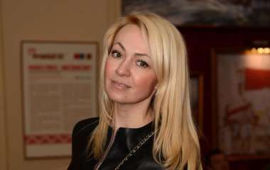 Яна Рудковская отложила поездку на Мальдивы