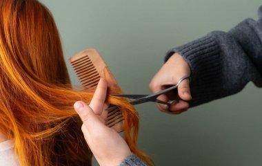 Місячний календар стрижок на грудень 2025 року: коли краще стригтися та фарбувати волосся