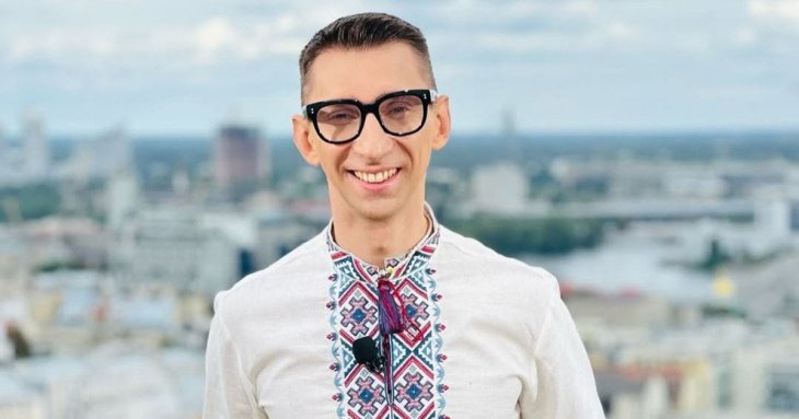 Відомий український ведучий після звільнення від служби в ЗСУ висловився про еміграцію