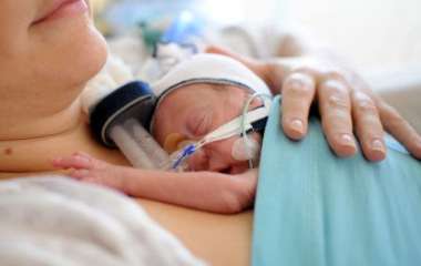 Болезни недоношенных детей: опасности и осложнения «фальстарта»