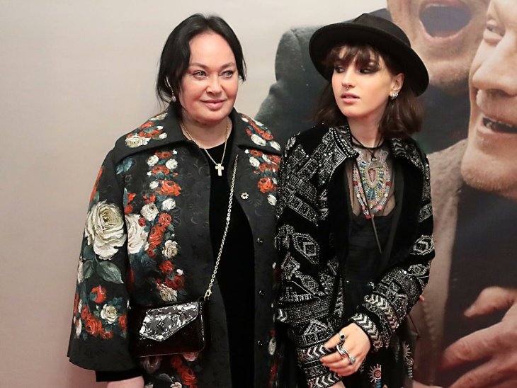 «Джокер недоделанный»: в сети обсуждают странную фотосессию дочери Ларисы Гузеевой