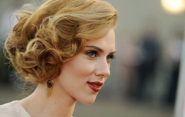 Скарлетт Йоханссон вышла замуж за Колина Жоста