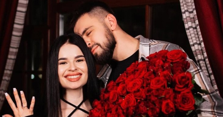 Відома українська співачка розірвала заручини з нареченим: